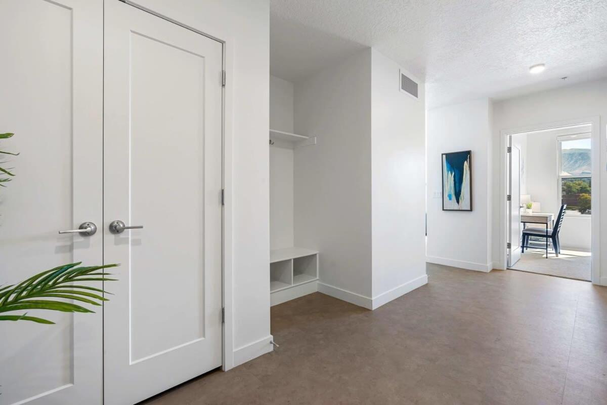 Appartement 2Br Luxury Urban Escape Balcony & Fitness Center à Salt Lake City Extérieur photo