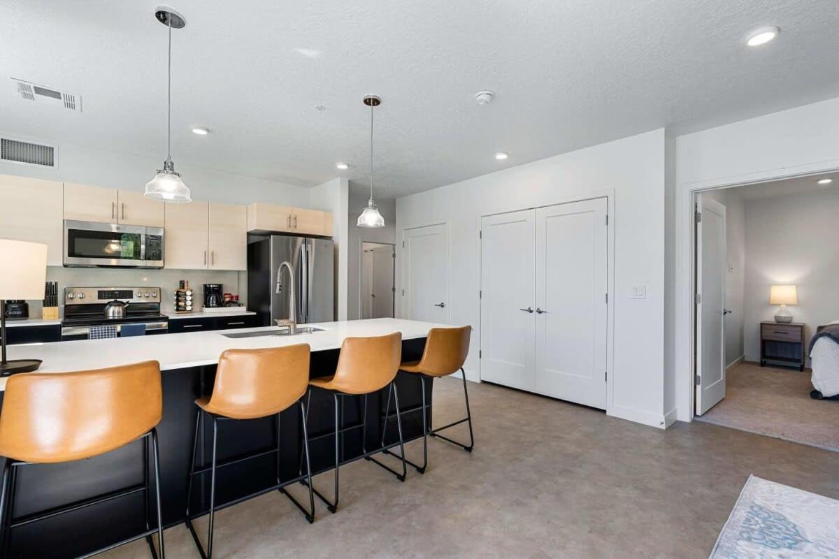Appartement 2Br Luxury Urban Escape Balcony & Fitness Center à Salt Lake City Extérieur photo